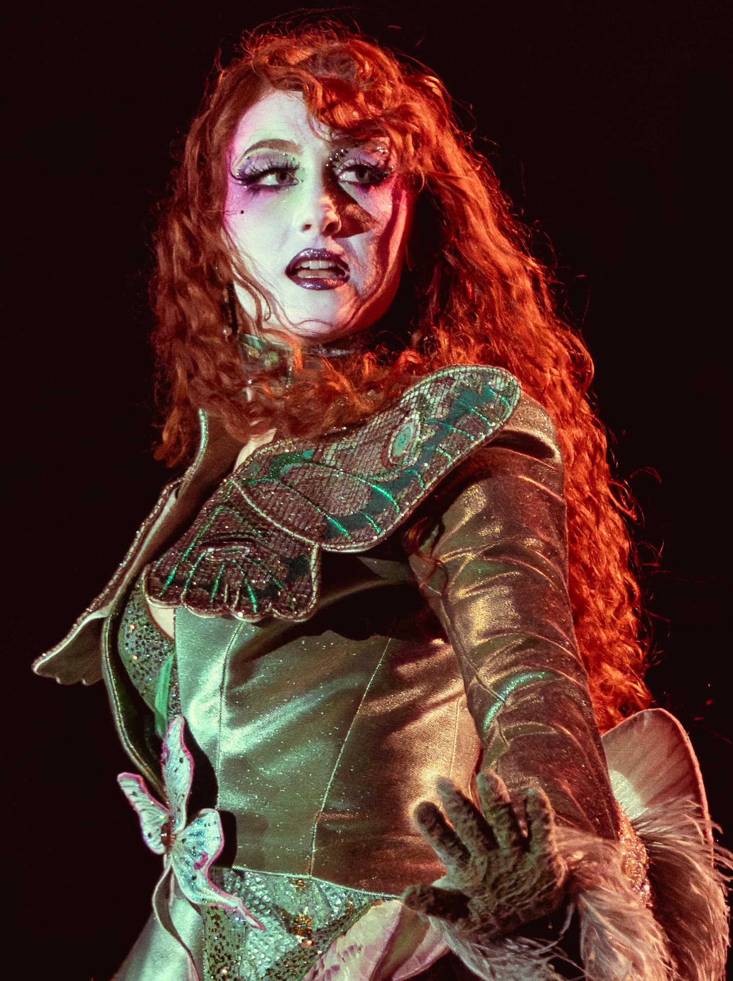 Noah Kahan Calls Out 'Scummy' Autograph Scalpers After Chappell Roan Incident